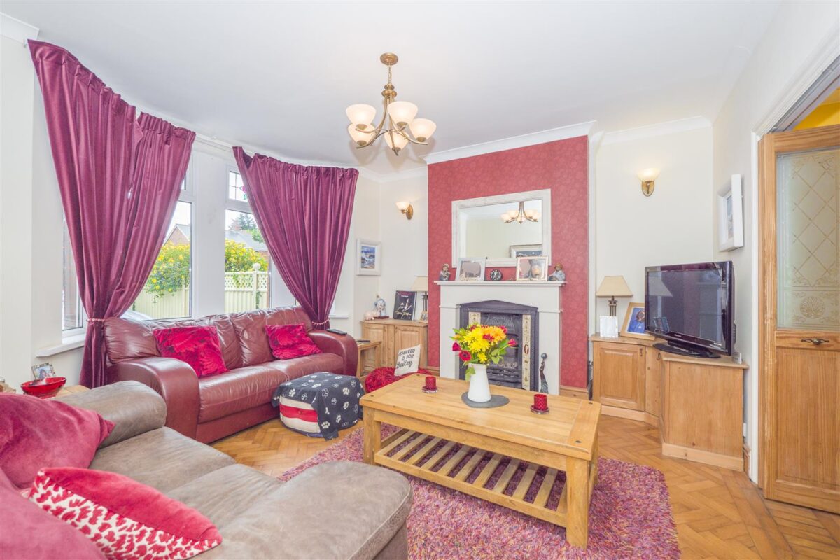 Colcot Road, Barry
