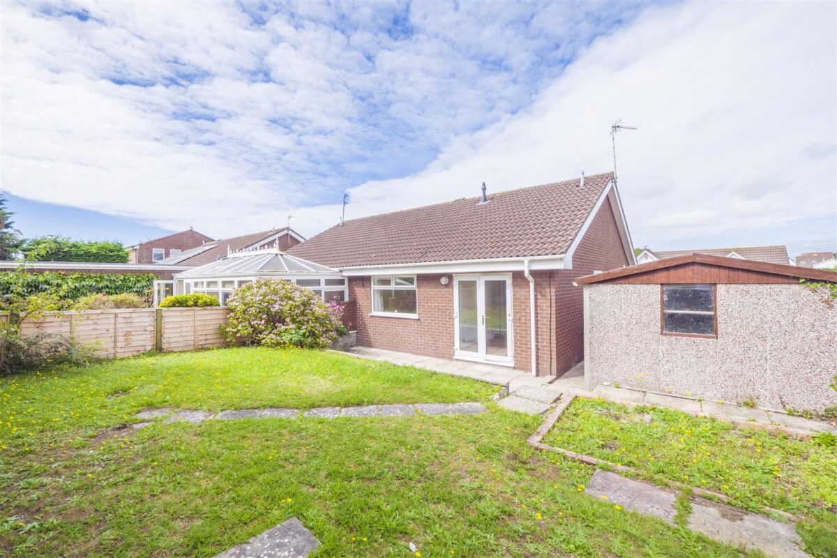 Teifi Drive, Barry