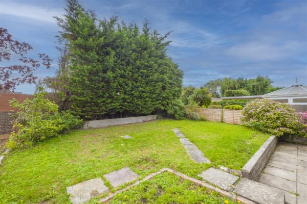 Teifi Drive, Barry