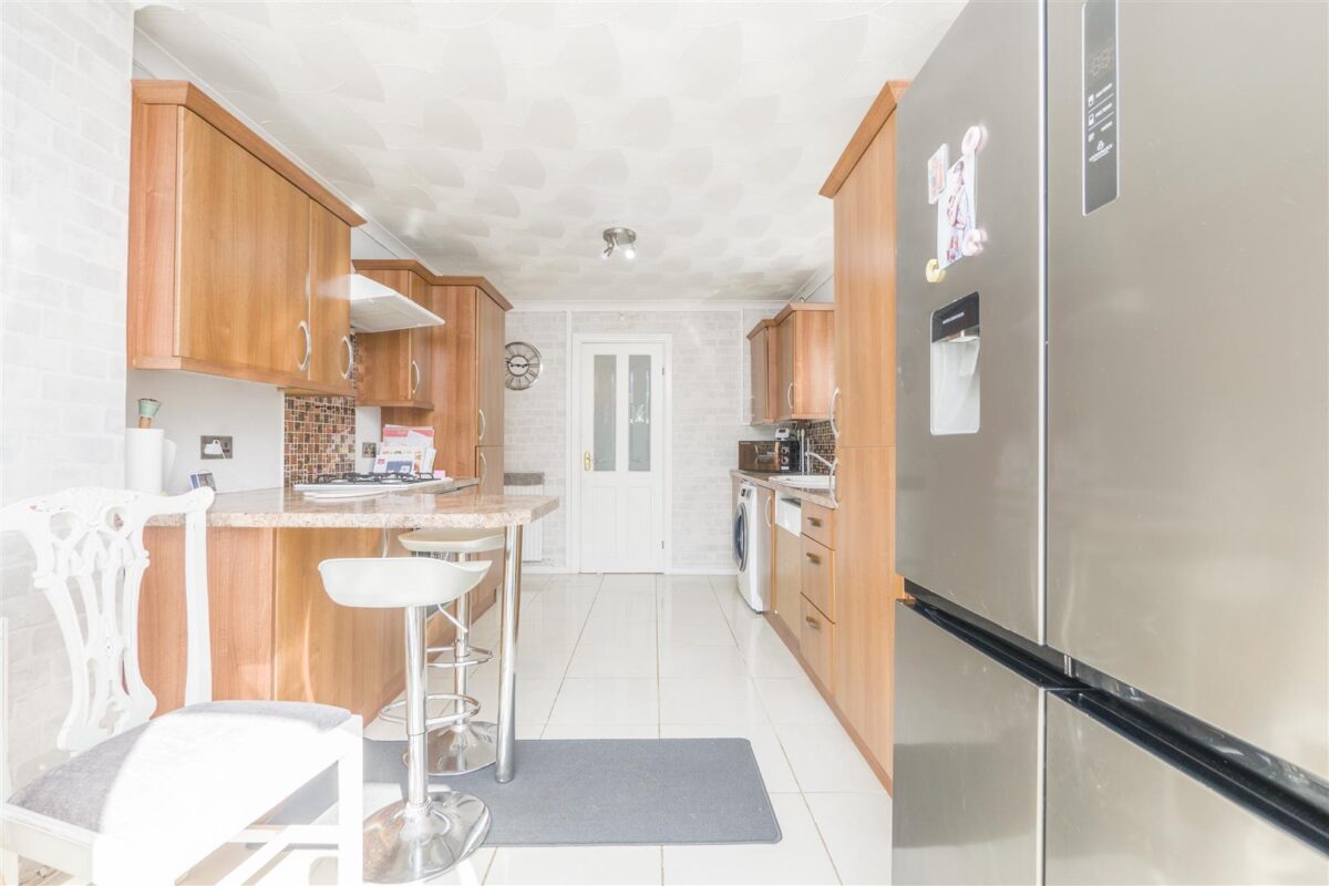 Cliffwood View, Barry