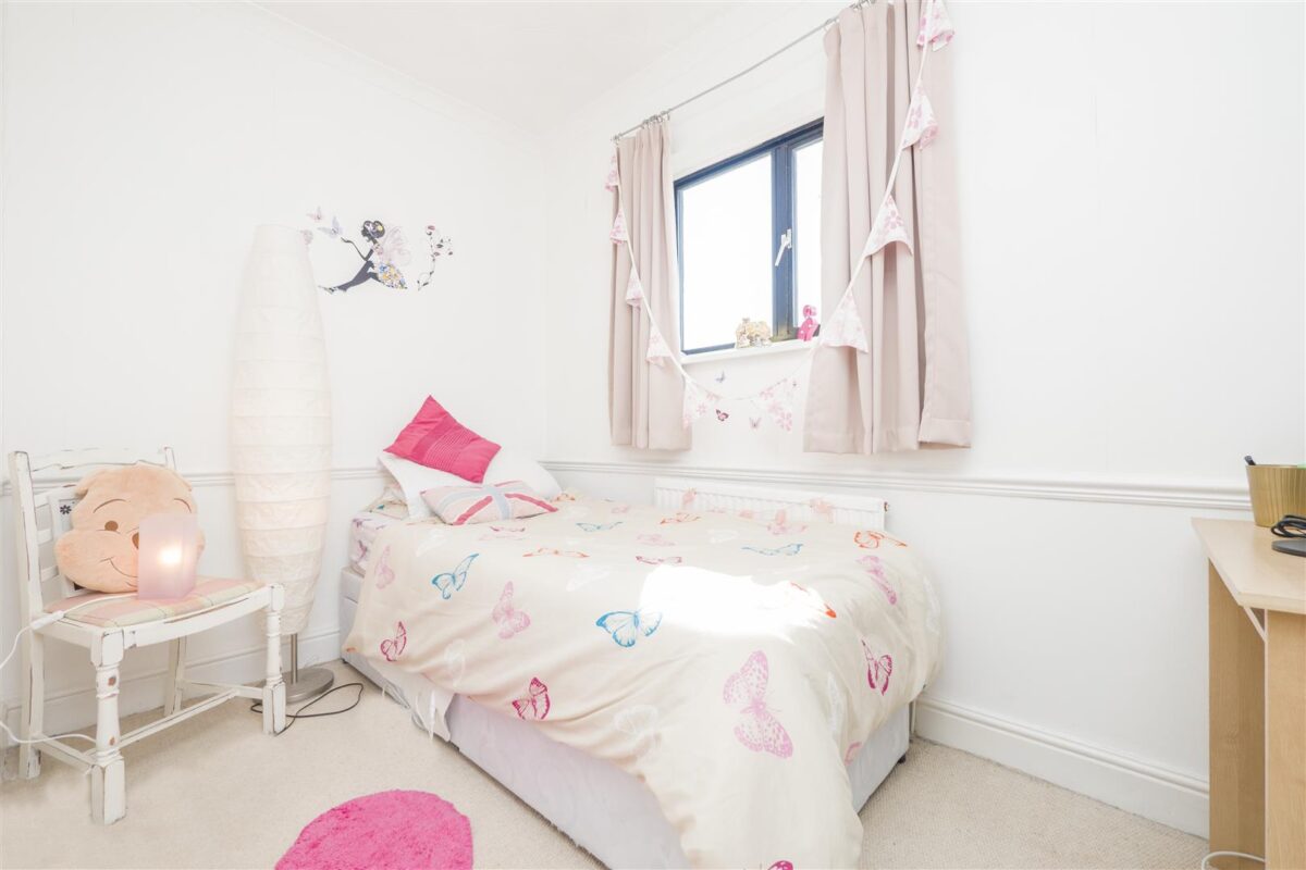 Cliffwood View, Barry