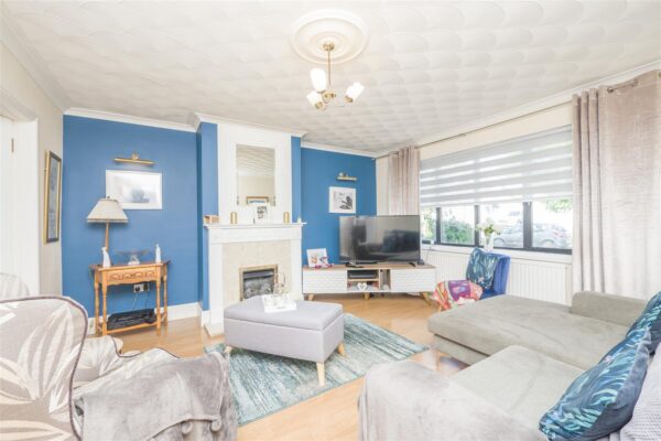 Cliffwood View, Barry