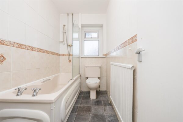 Colcot Road, Barry