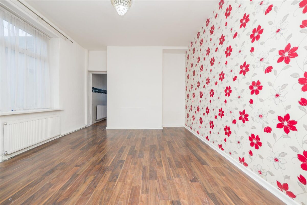 Colcot Road, Barry