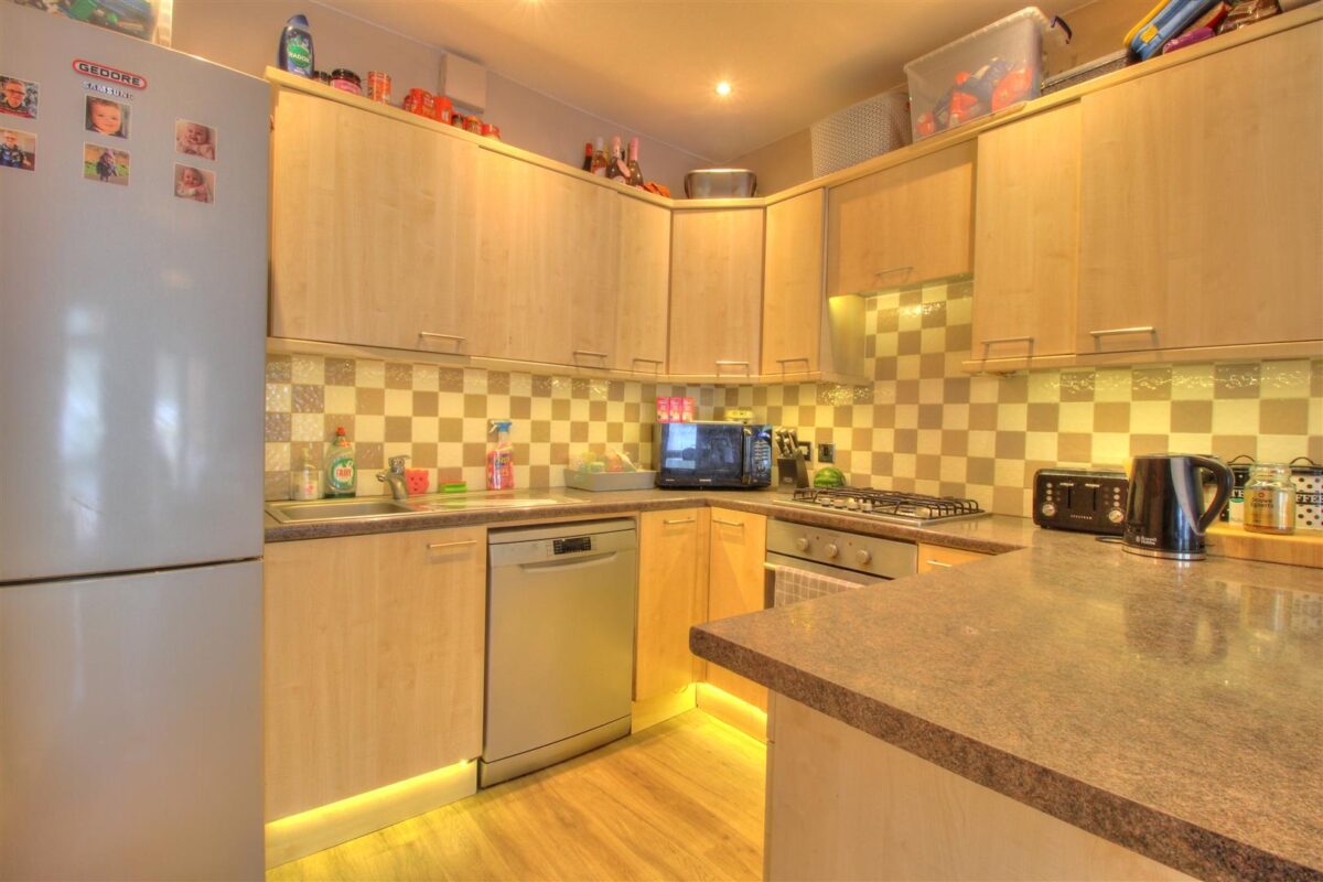 Hill View, Pontycymer, Bridgend