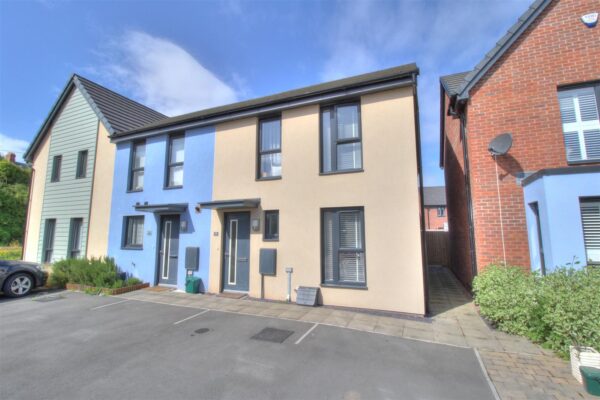 Rhodfa Cambo, Barry