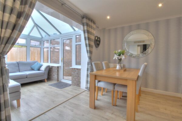Cardigan Crescent, Boverton, Llantwit Major
