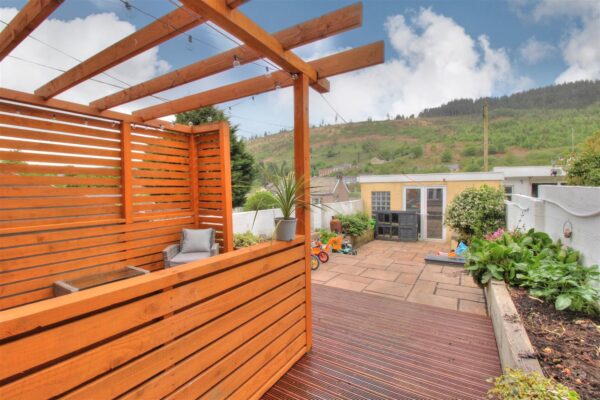 Hill View, Pontycymer, Bridgend
