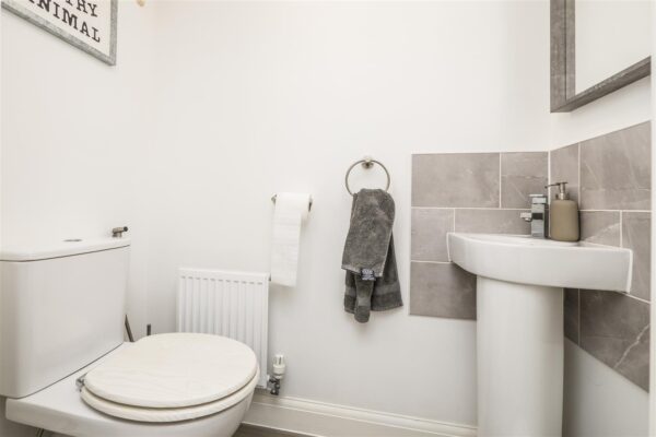 Ffordd Pentre, Barry