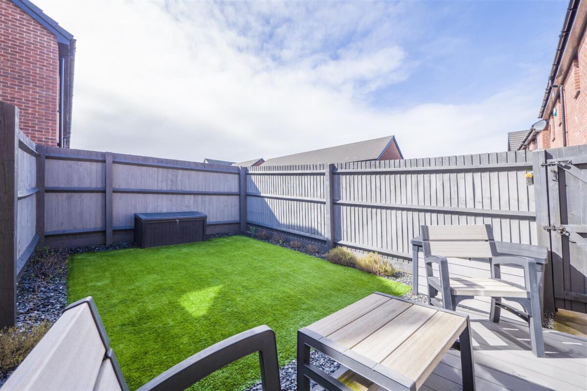 Ffordd Pentre, Barry