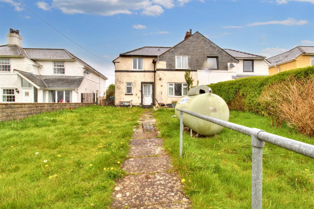 Fferm Goch, Llangan, Bridgend