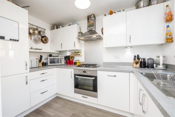 Ffordd Pentre, Barry