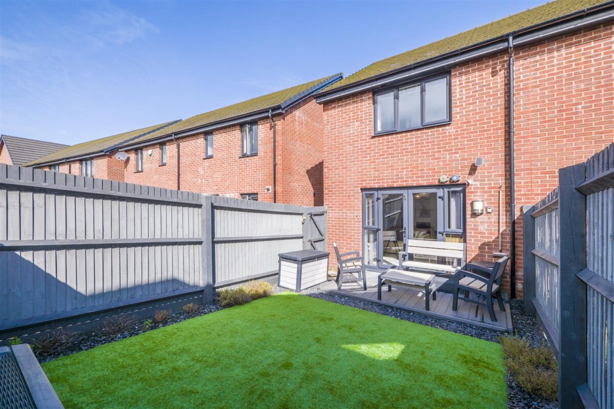 Ffordd Pentre, Barry