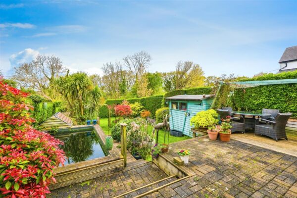 Westward Rise, Barry
