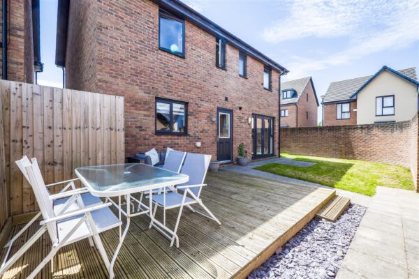 Baruc Way, Barry
