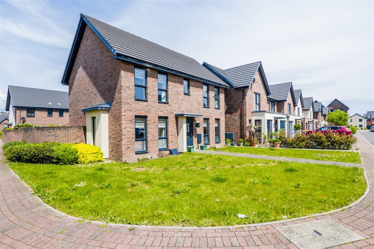 Baruc Way, Barry