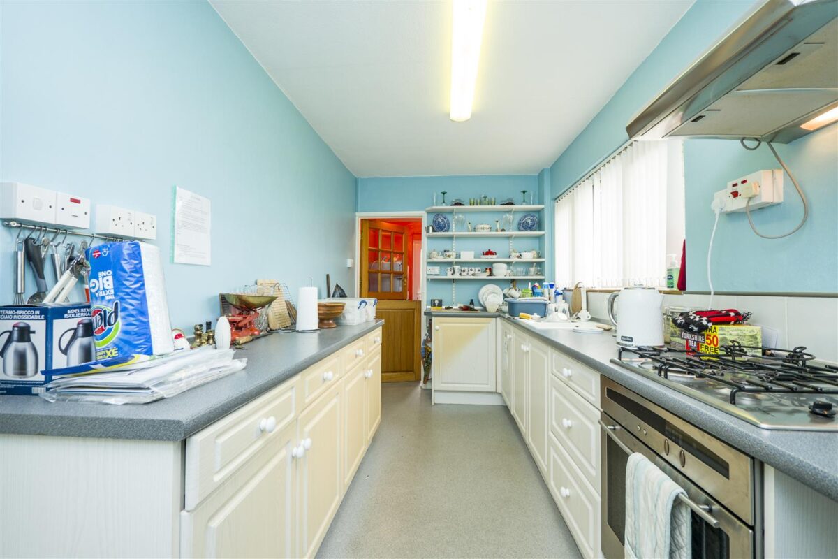 Dyffryn Place, Barry