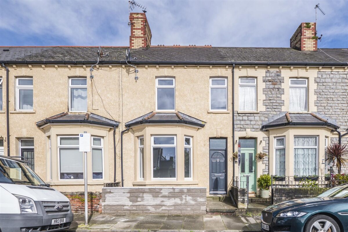 Castleland Street, Barry