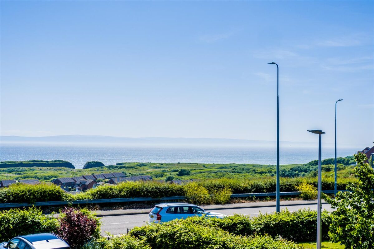 Heol Y Sianel, Rhoose, Barry