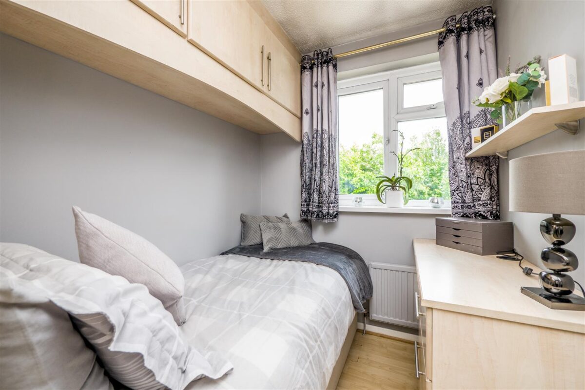Powderham Drive, Cardiff