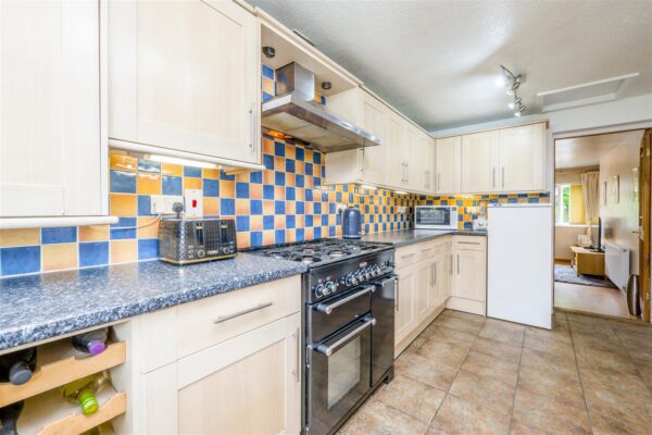 Powderham Drive, Cardiff