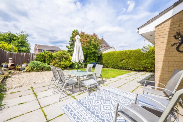 Powderham Drive, Cardiff