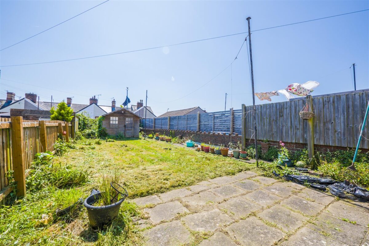 Gladstone Road, Barry