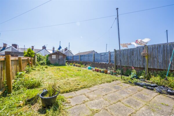 Gladstone Road, Barry