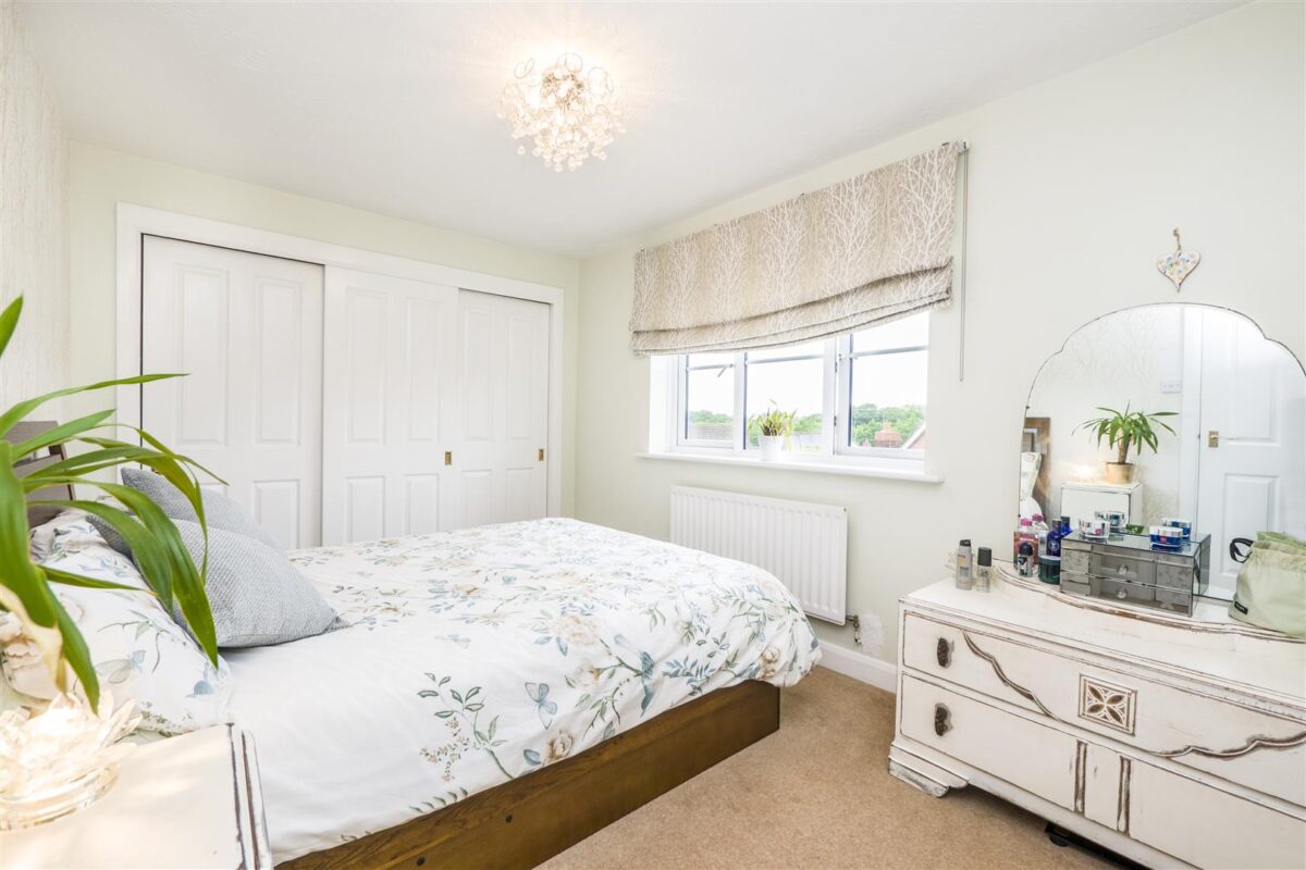 Hollington Drive, Pontprennau, Cardiff