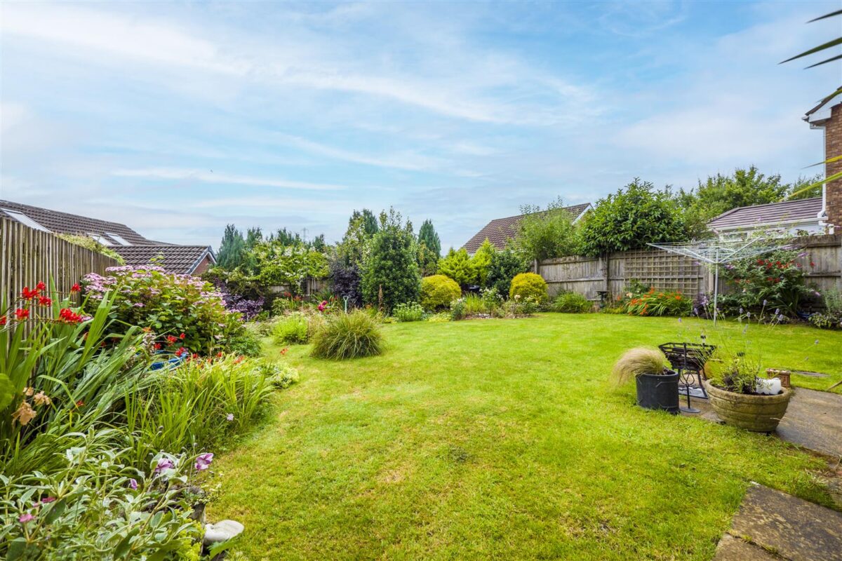 Hollington Drive, Pontprennau, Cardiff