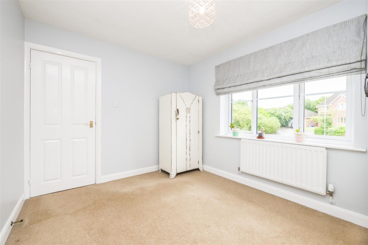 Hollington Drive, Pontprennau, Cardiff