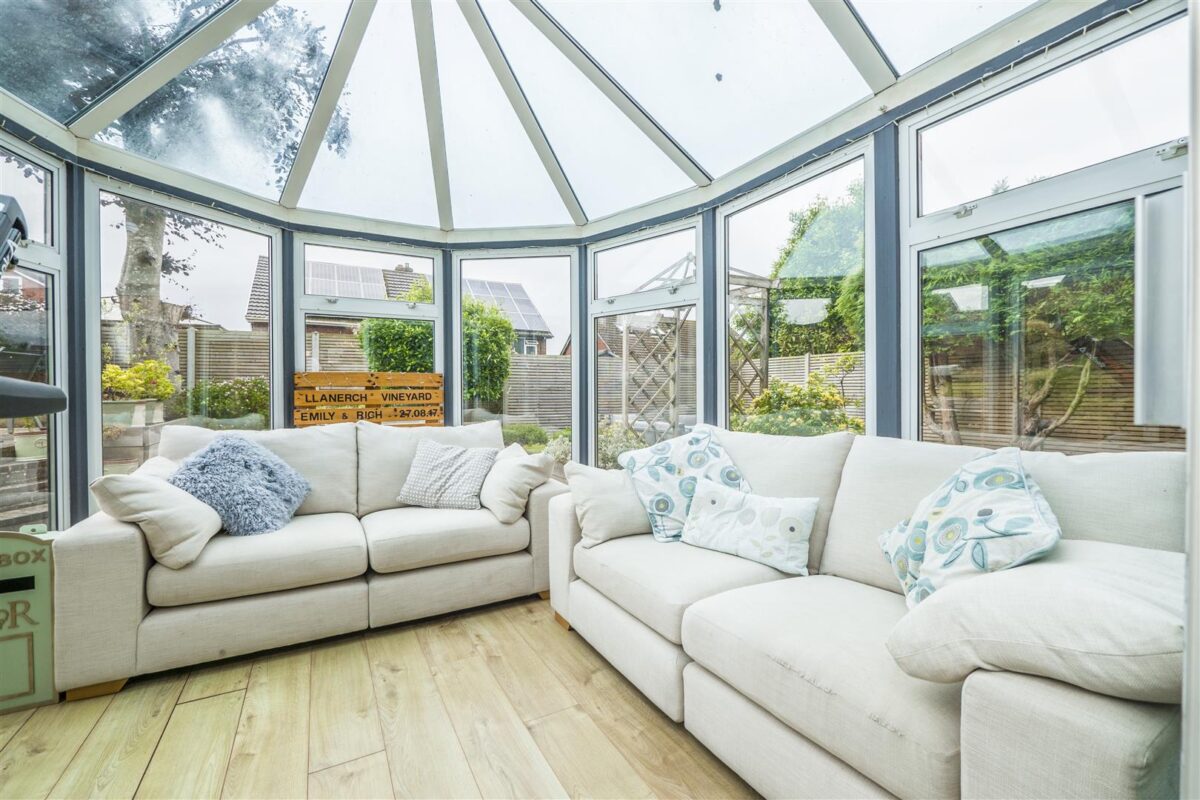 Uplands Crescent, Llandough, Penarth