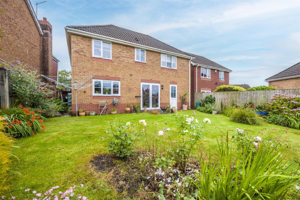 Hollington Drive, Pontprennau, Cardiff