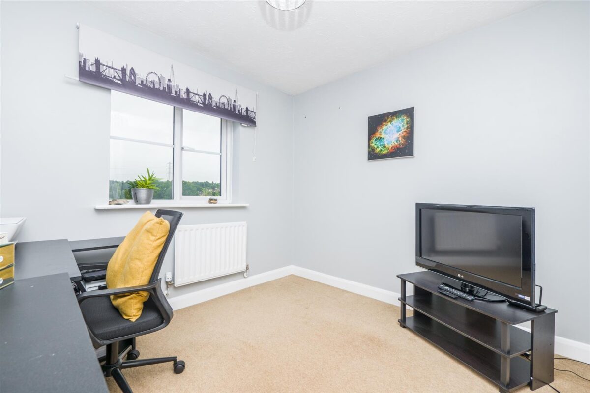 Hollington Drive, Pontprennau, Cardiff
