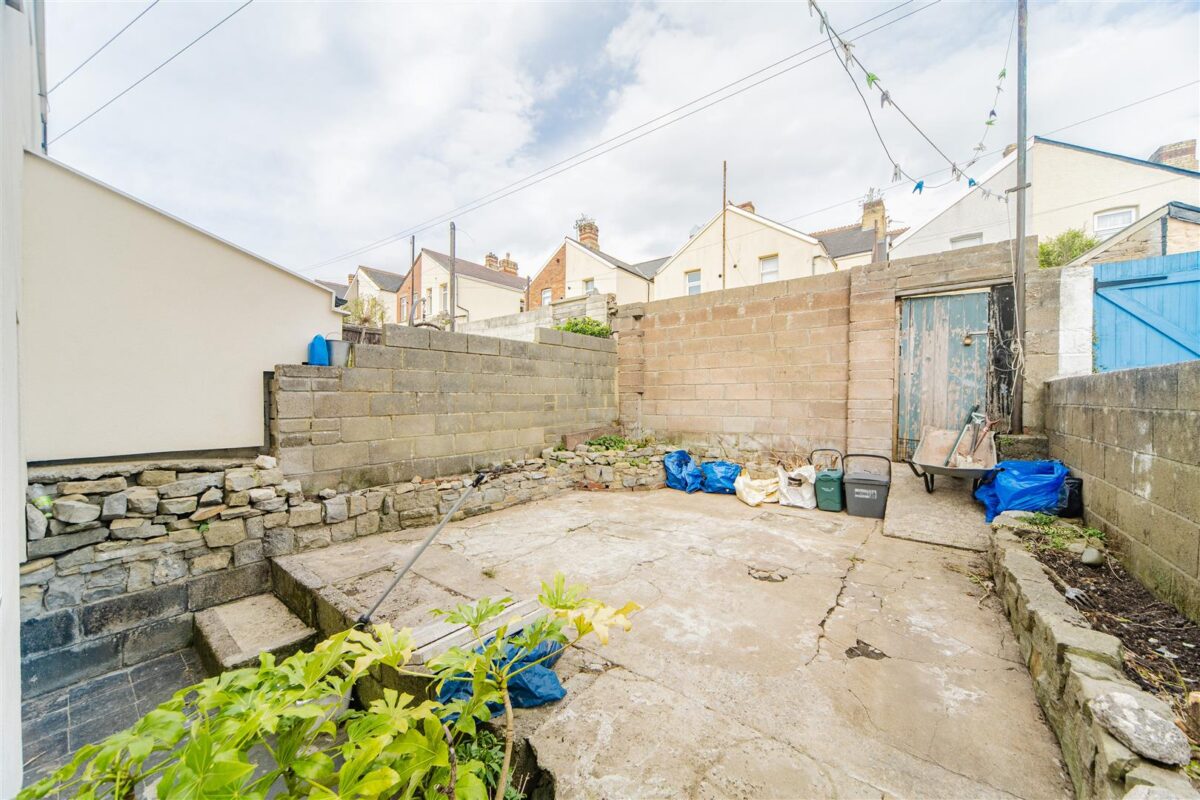 Station Street, Barry