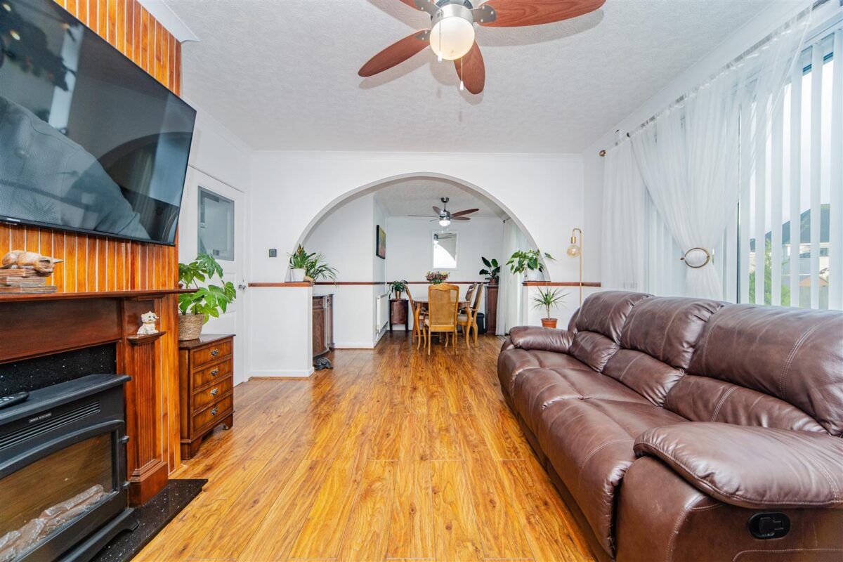 Rhoose Road, Rhoose, Barry