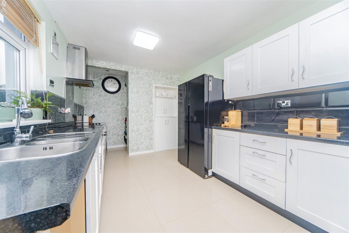 Rhoose Road, Rhoose, Barry