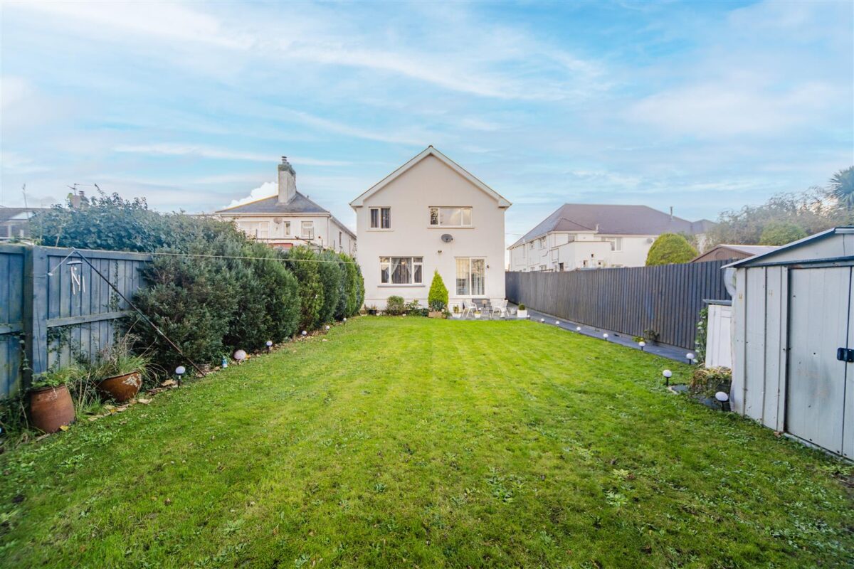 Rhoose Road, Rhoose, Barry