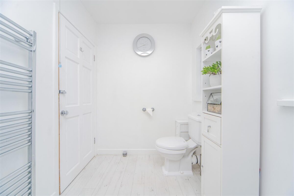 Rhoose Road, Rhoose, Barry