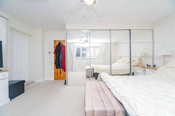 Rhoose Road, Rhoose, Barry