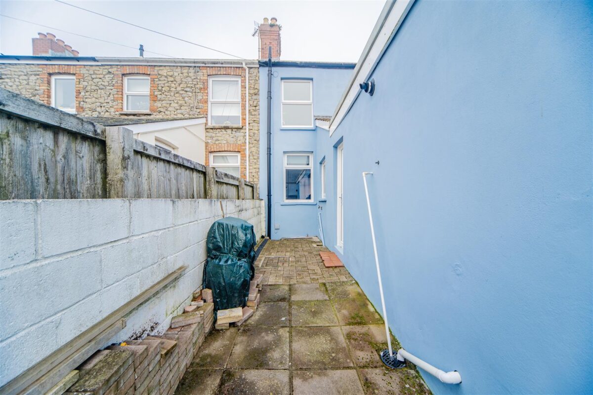 Castle Street, Barry