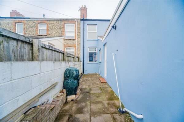 Castle Street, Barry