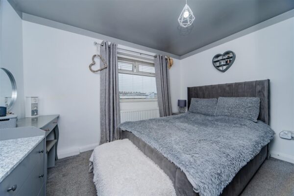 Aneurin Road, Barry