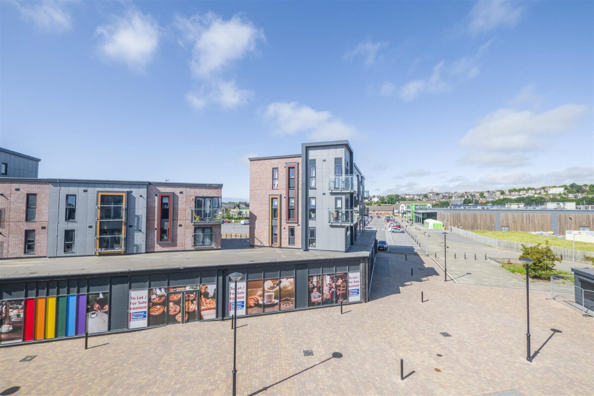 Neptune Road, Barry
