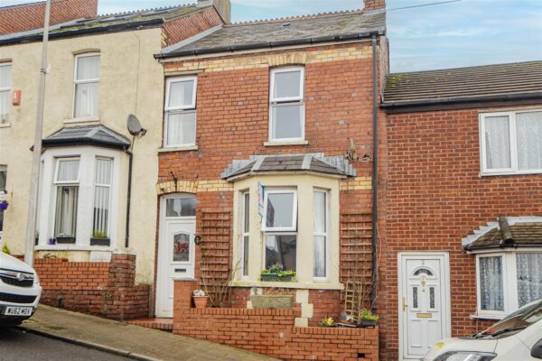 Trinity Street, Barry