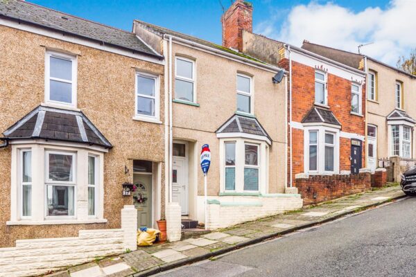 Trinity Street, Barry