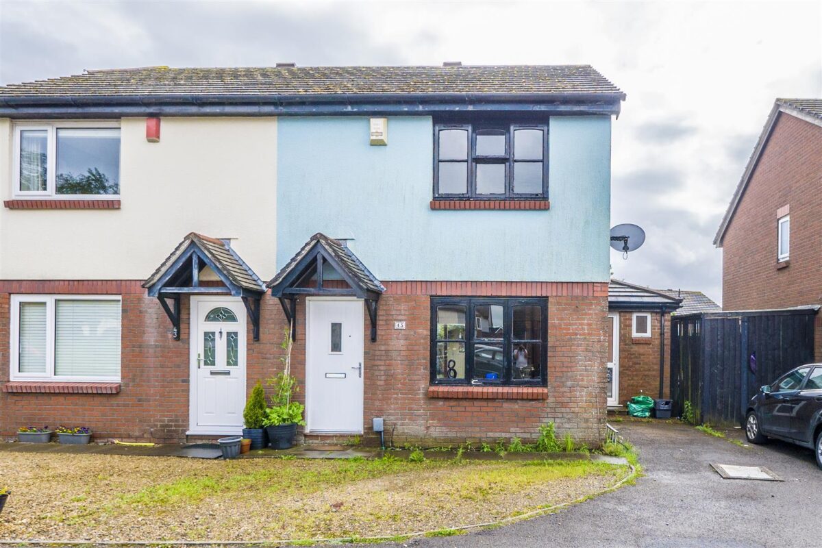 Enfield Drive, Barry