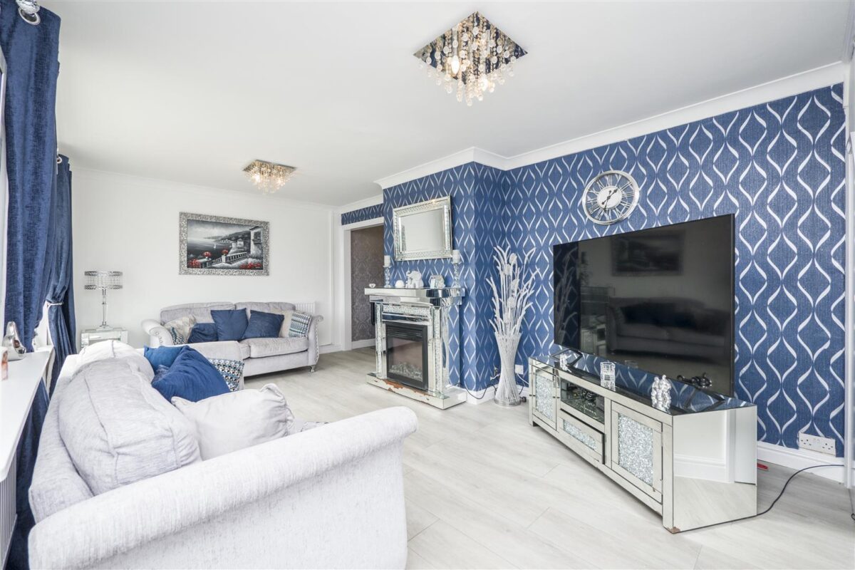 Whitewell Road, Barry