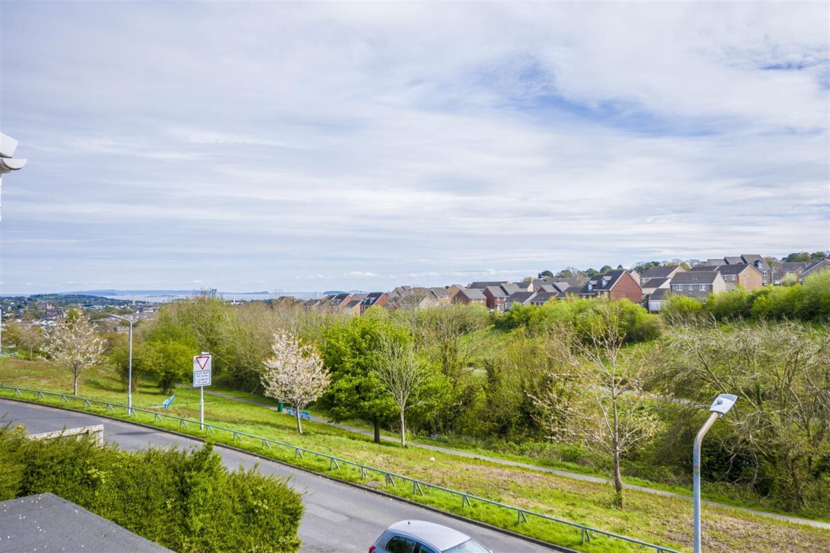 Whitewell Road, Barry