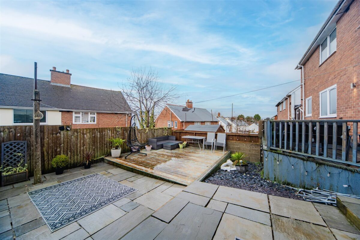 Aneurin Road, Barry